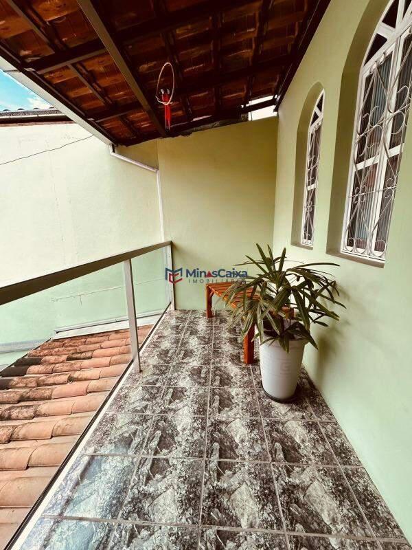 Casa, Cachoeira do Vale, 4 Quartos, 2 Vagas