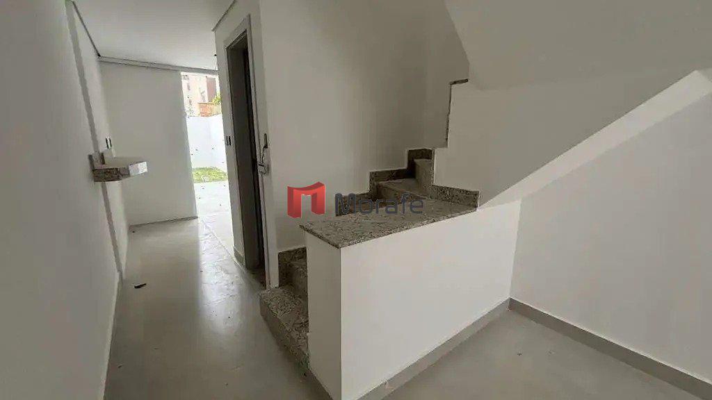Casa, Jardim Leblon, 2 Quartos, 2 Vagas