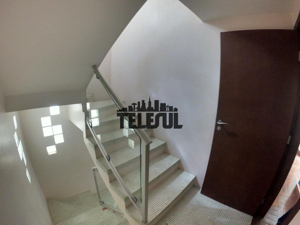 Casa, Centro, 3 Quartos, 2 Vagas, 1 Suíte