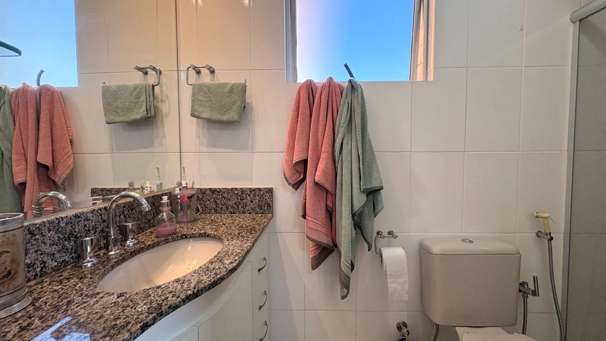 Apartamento, Estoril, 3 Quartos, 2 Vagas, 1 Suíte