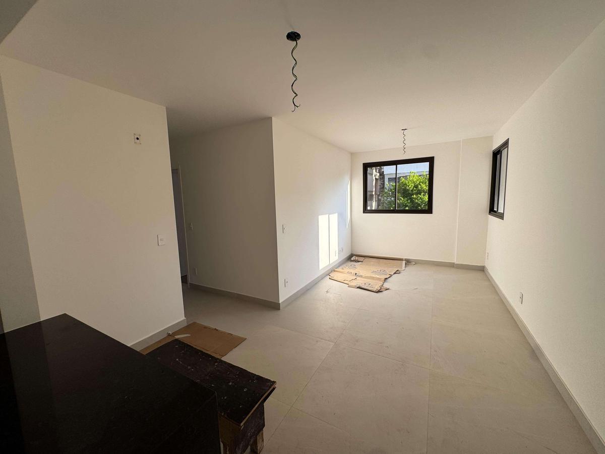 Apartamento, São Lucas, 2 Quartos, 2 Vagas, 1 Suíte