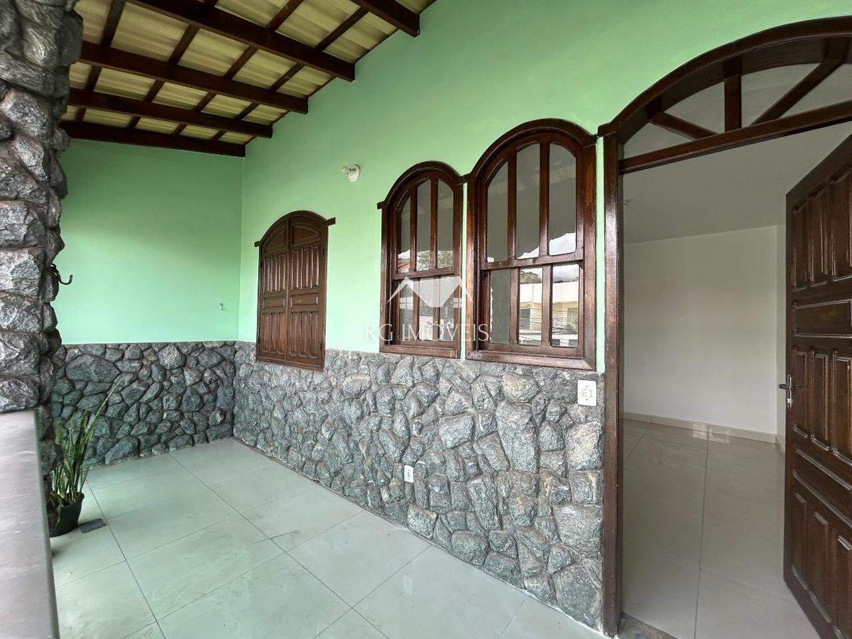 Casa, Teixeira Dias, 4 Quartos, 2 Vagas, 2 Suítes