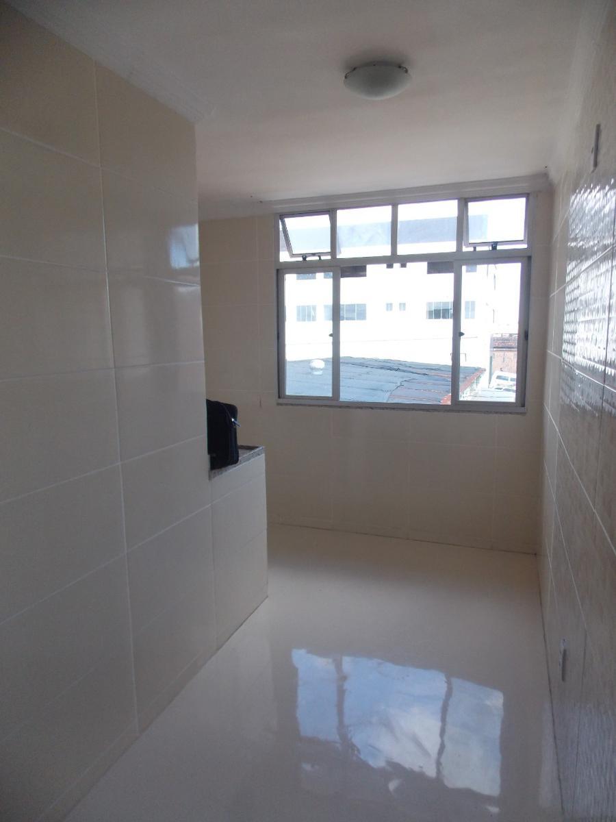 Apartamento, Centro, 2 Quartos, 0 Vaga