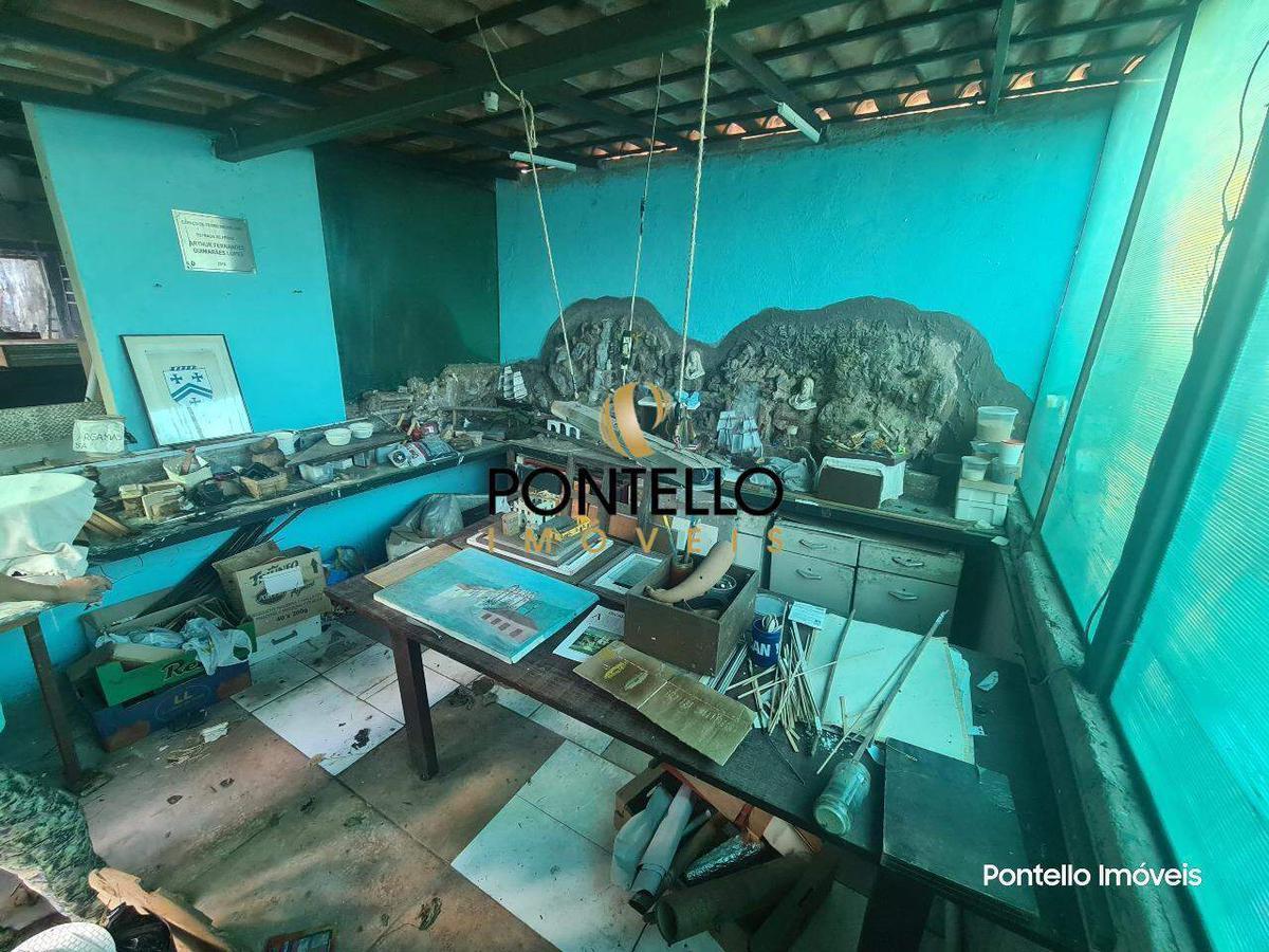 Casa, Cachoeirinha, 4 Quartos, 1 Vaga, 1 Suíte