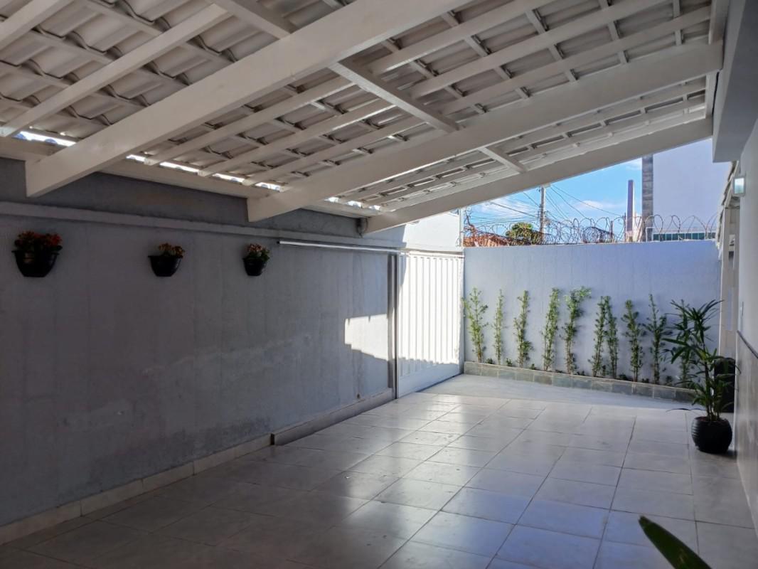 Casa, Rio Branco, 3 Quartos, 2 Vagas, 2 Suítes