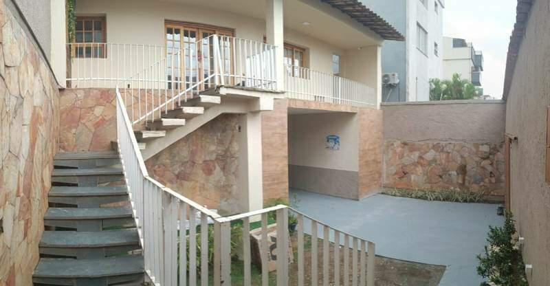 Casa, Jardim América, 3 Quartos, 3 Vagas, 2 Suítes