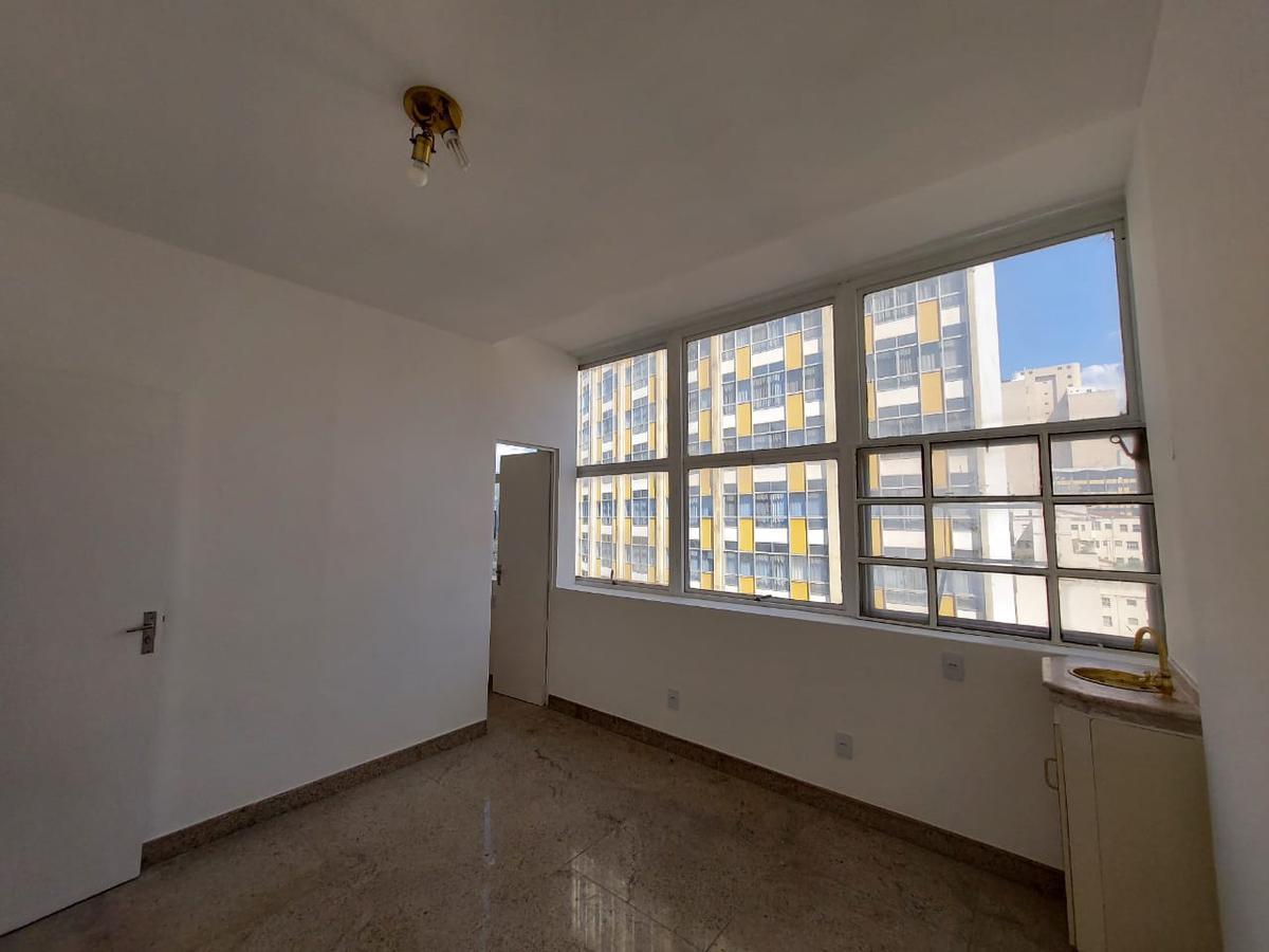 Sala, Centro, 0 Quarto, 0 Vaga