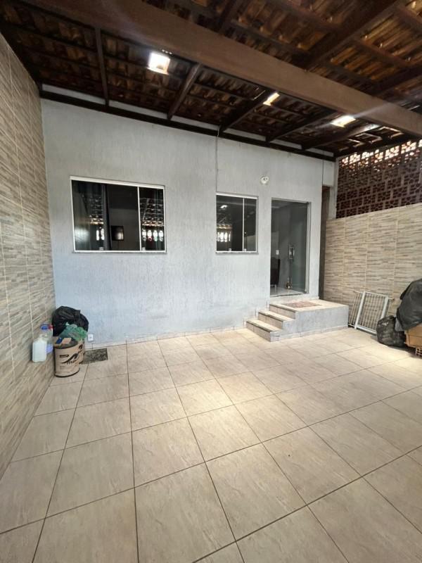 Casa, Masterville, 2 Quartos, 2 Vagas