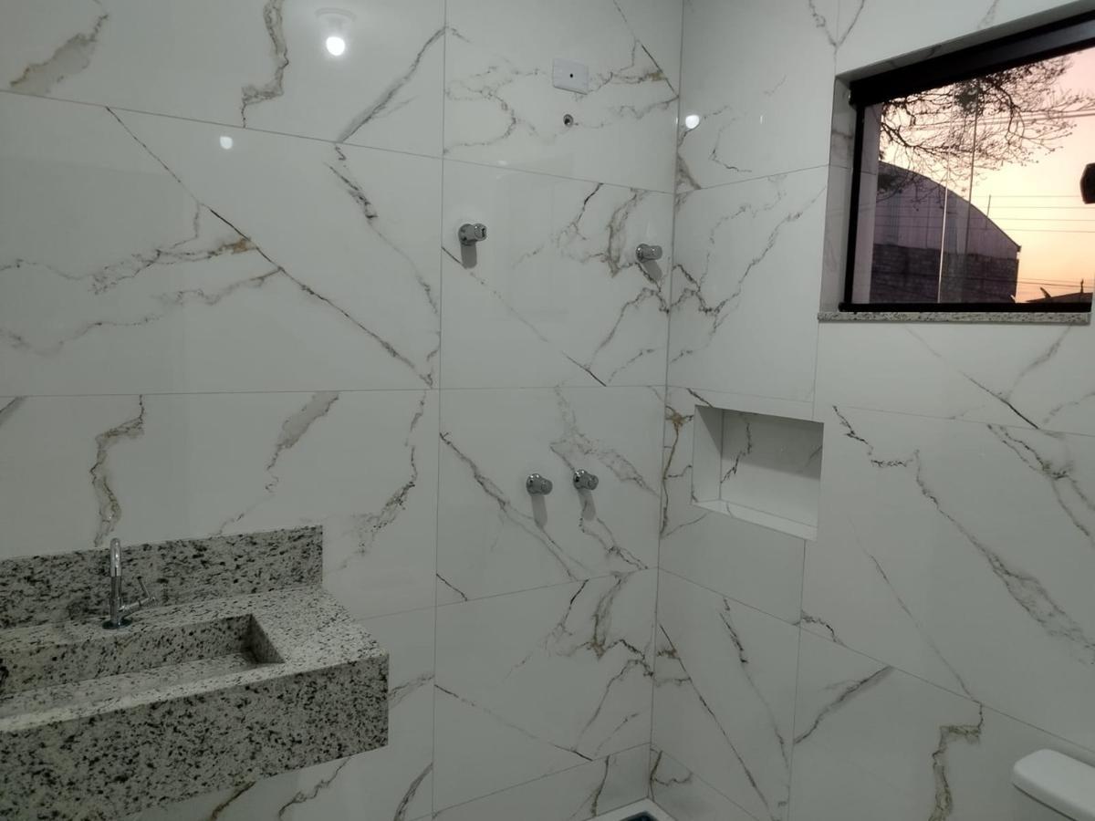 Casa, Floramar, 3 Quartos, 2 Vagas, 1 Suíte