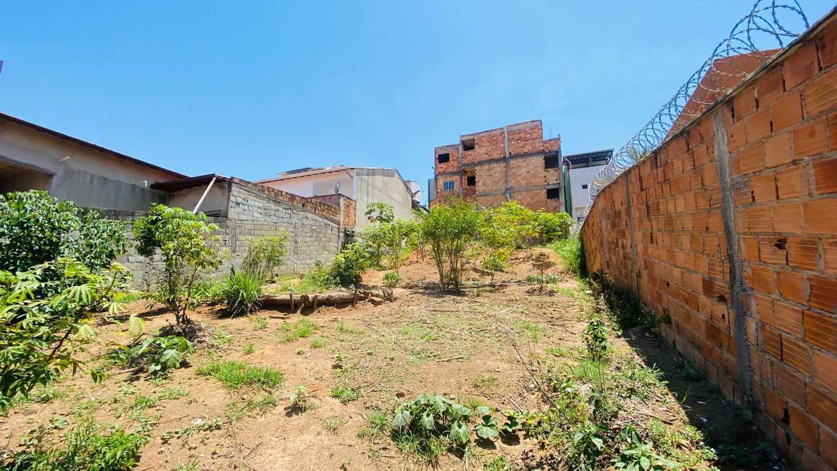 Lote, Parque Xangri-lá, 0 Quarto, 0 Vaga