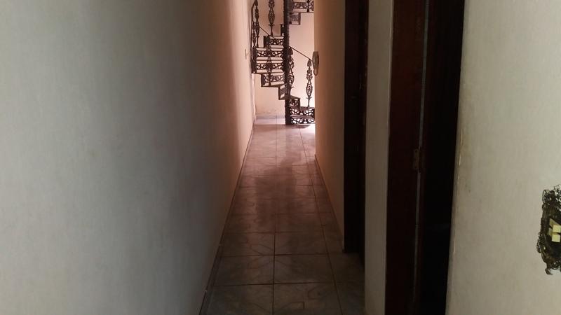 Casa, Centro, 4 Quartos, 0 Vaga, 1 Suíte