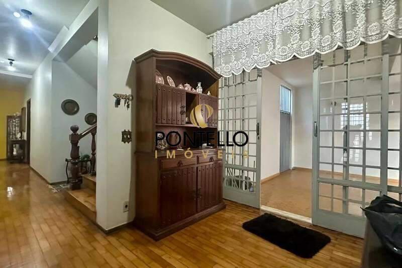 Casa, Serra, 4 Quartos, 4 Vagas, 1 Suíte