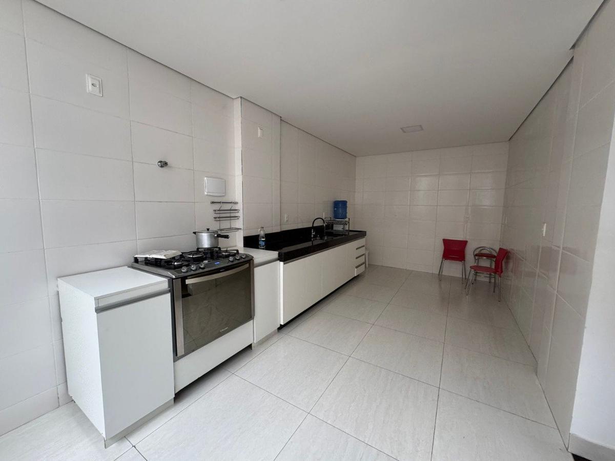 Casa, Floresta, 5 Quartos, 2 Vagas, 2 Suítes