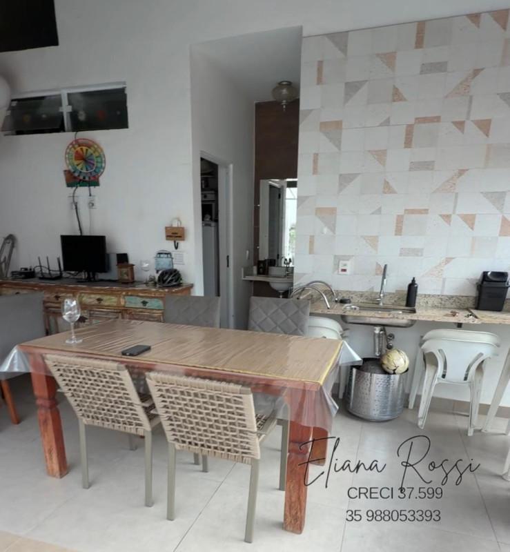 Casa, Santa Luiza, 3 Quartos, 3 Vagas, 1 Suíte