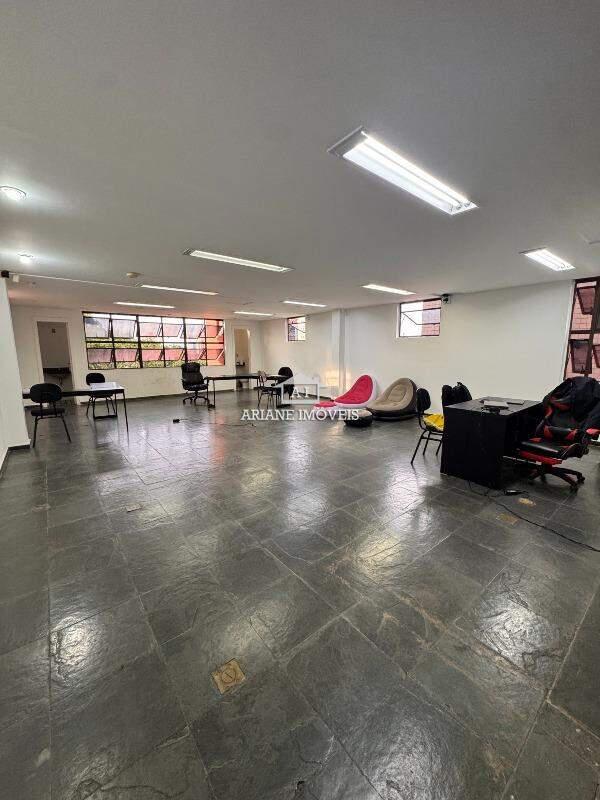 Andar, Funcionários, 0 Quarto, 2 Vagas