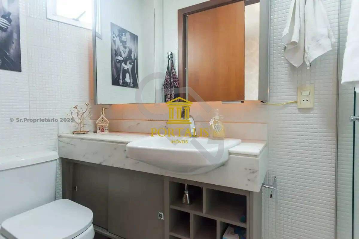 Cobertura, Estoril, 2 Quartos, 2 Vagas, 1 Suíte