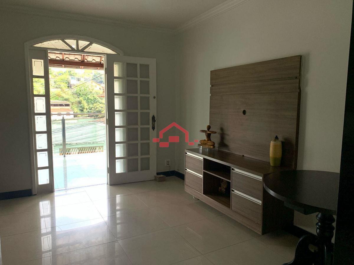 Casa, Padre Eustáquio, 4 Quartos, 2 Vagas, 1 Suíte