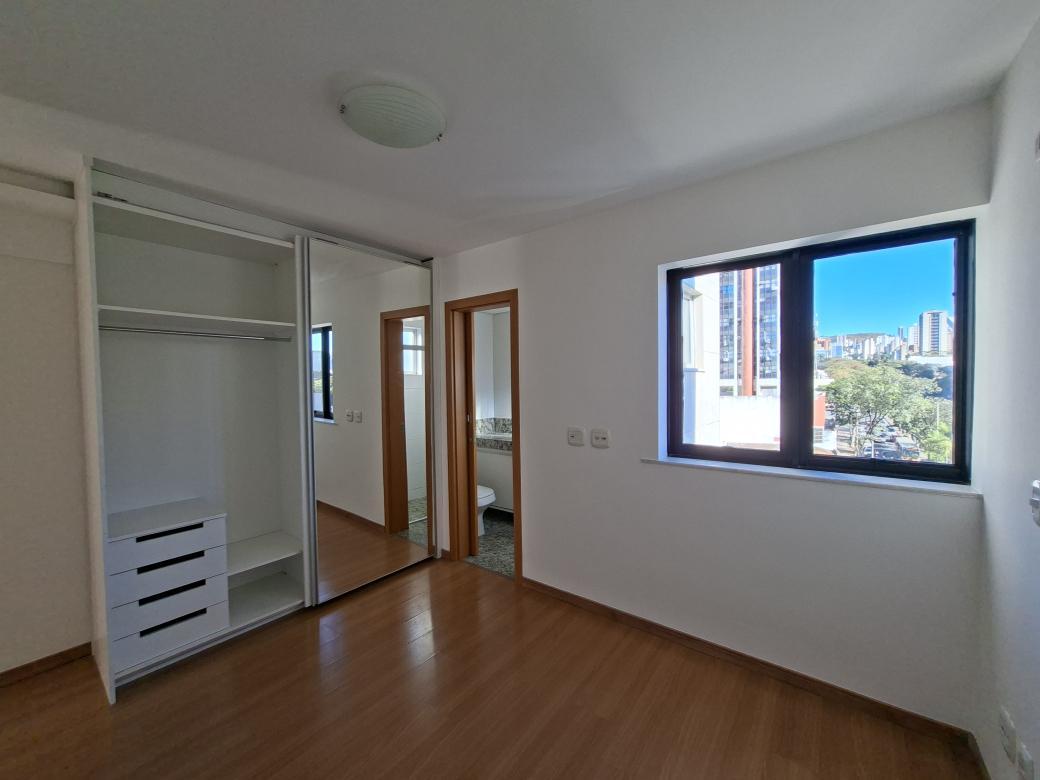Apartamento, Funcionários, 2 Quartos, 2 Vagas, 1 Suíte