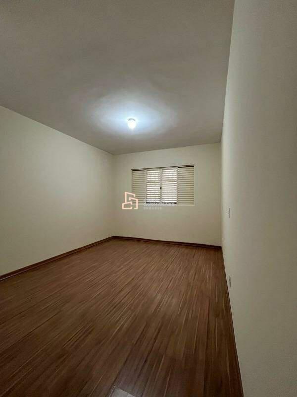 Casa, Alípio de Melo, 2 Quartos, 2 Vagas, 1 Suíte