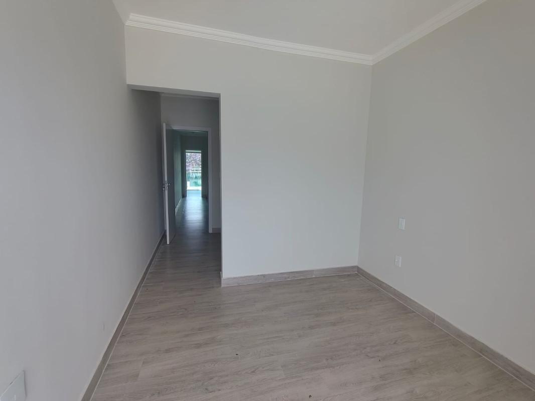 Casa, Candelária, 2 Quartos, 2 Vagas, 2 Suítes