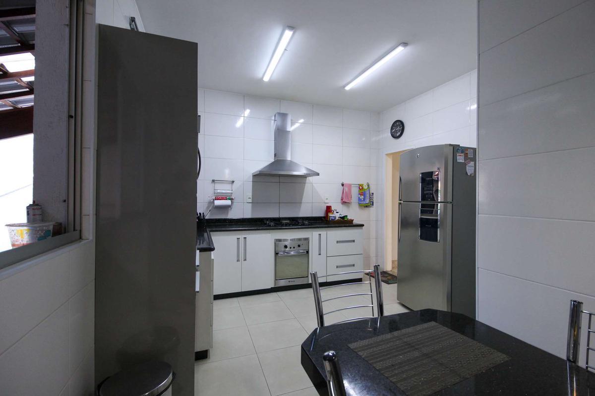 Casa, Dona Clara, 3 Quartos, 4 Vagas, 1 Suíte