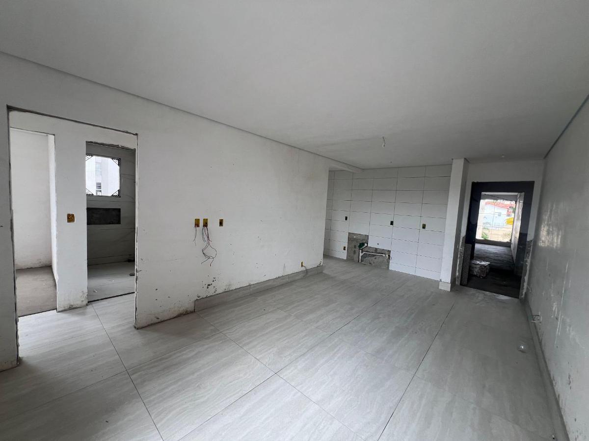 Apartamento, Itapoã, 3 Quartos, 2 Vagas, 1 Suíte