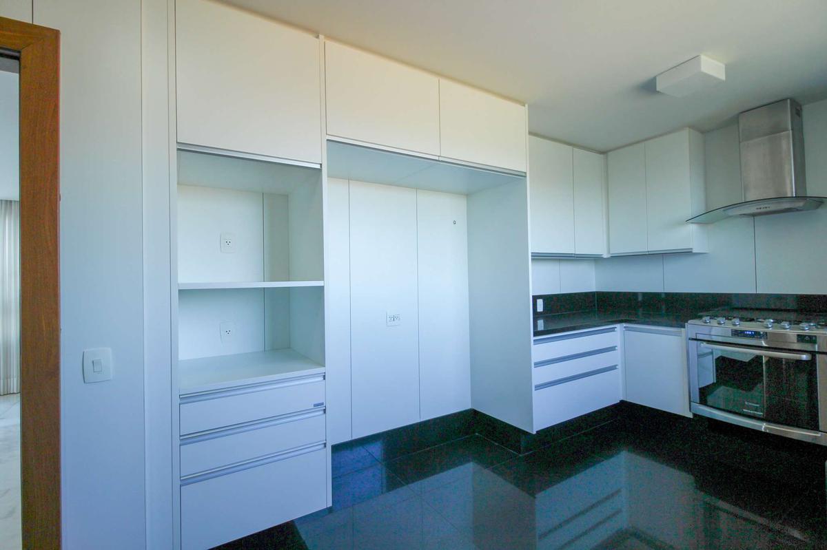 Apartamento, Belvedere, 4 Quartos, 5 Vagas, 4 Suítes