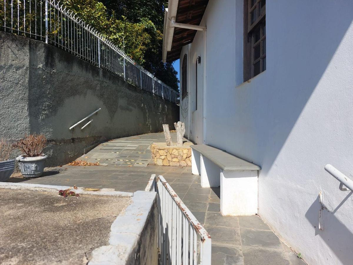 Casa, Concórdia, 3 Quartos, 4 Vagas, 1 Suíte