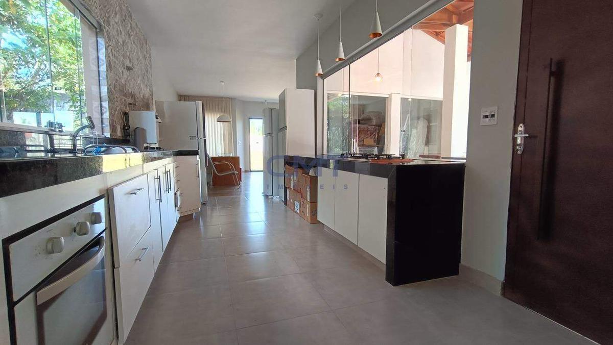 Casa, Vila Ipê Amarelo, 3 Quartos, 8 Vagas, 3 Suítes