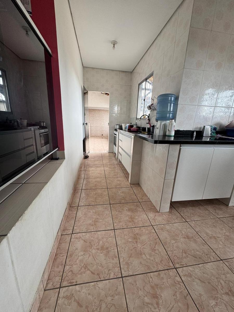 Casa, Lagoa, 3 Quartos, 5 Vagas, 1 Suíte