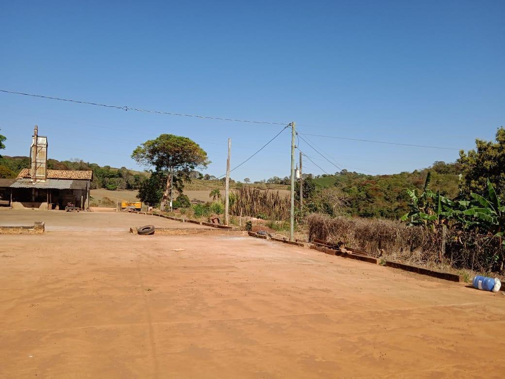 Fazenda, Zona Rural, 2 Quartos, 0 Vaga