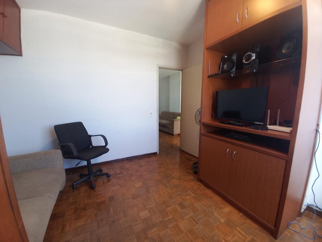 Apartamento, Floresta, 3 Quartos, 1 Vaga, 1 Suíte