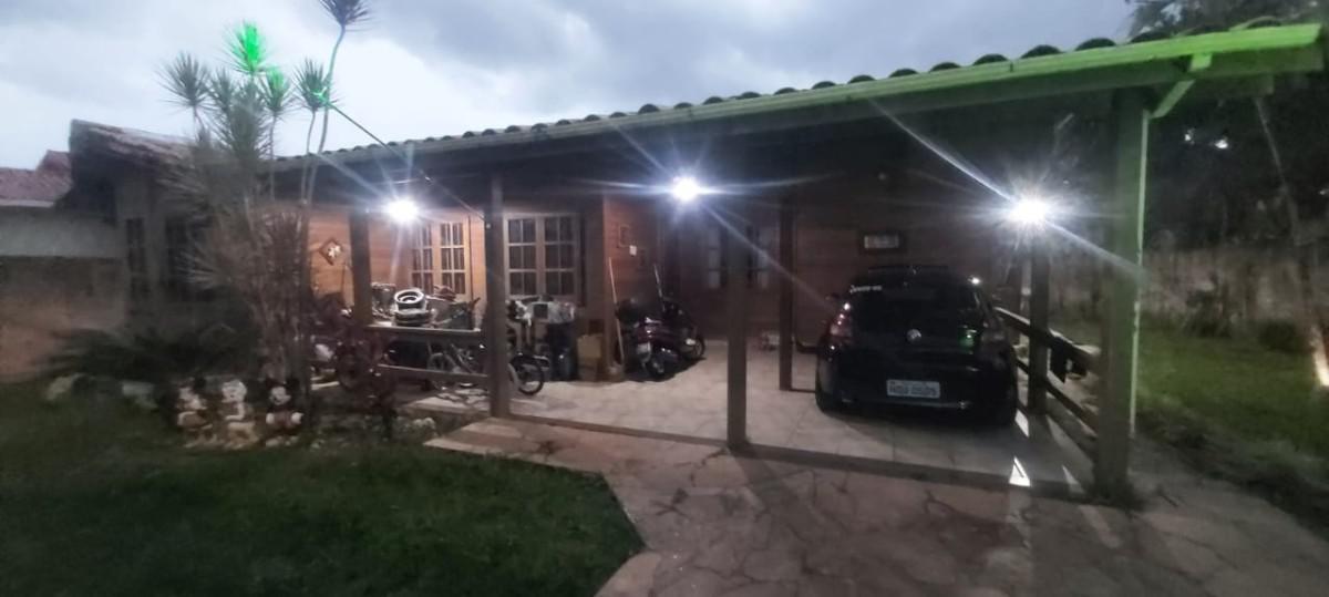 Casa, Três Barras, 3 Quartos, 4 Vagas, 2 Suítes