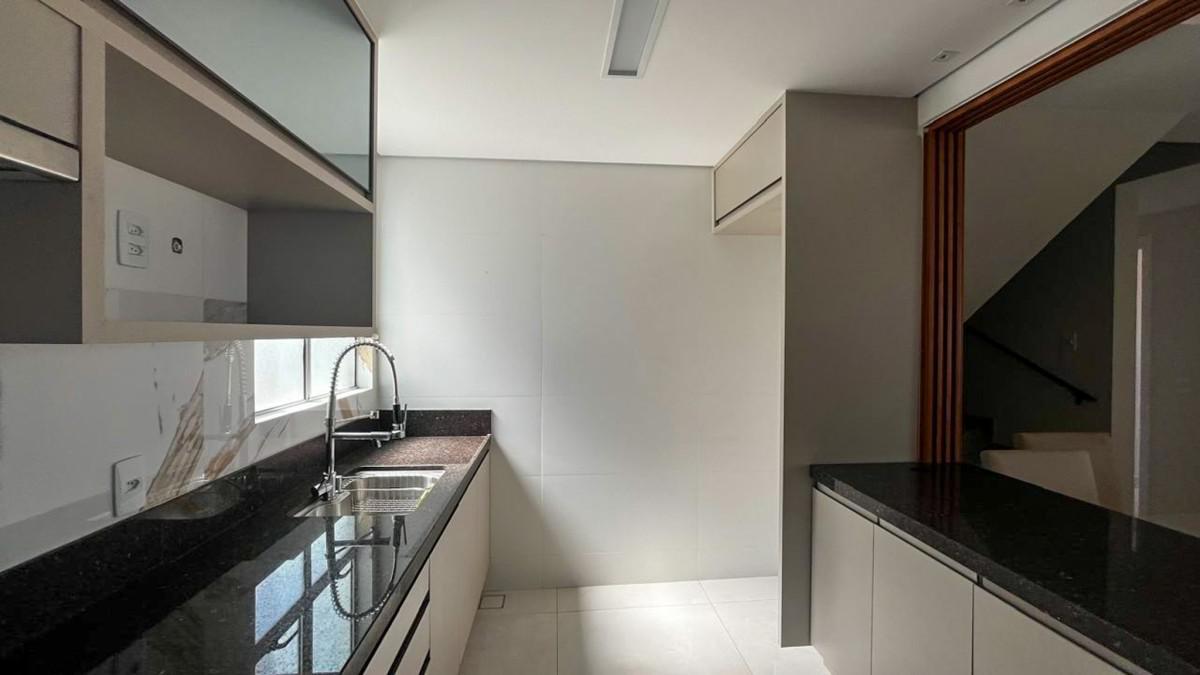 Cobertura, União, 4 Quartos, 2 Vagas, 2 Suítes