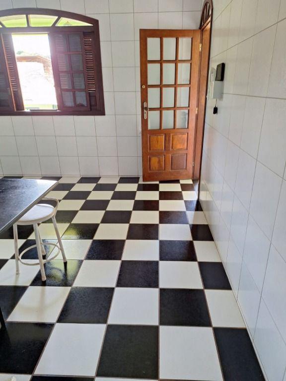 Casa, Siderúrgica, 3 Quartos, 0 Vaga