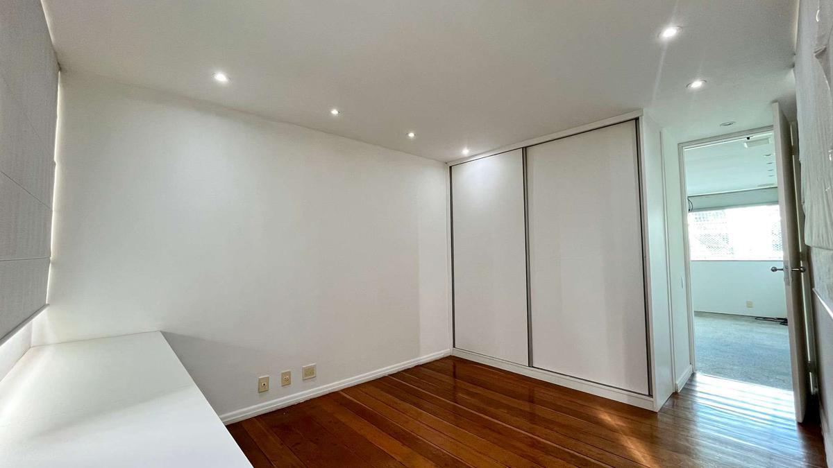 Cobertura, Serra, 4 Quartos, 2 Vagas, 1 Suíte
