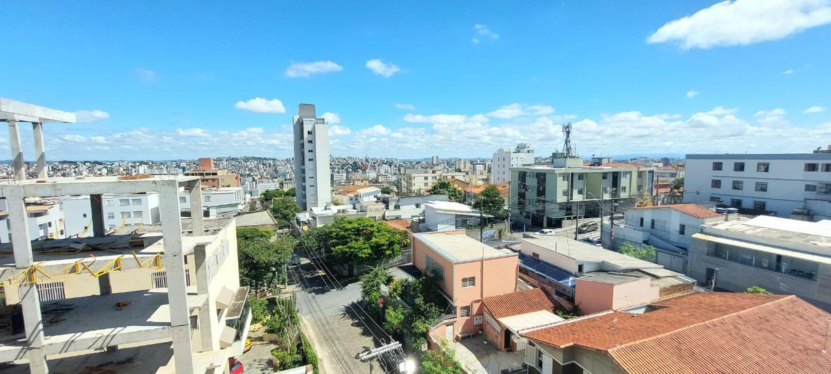 Cobertura, Alto Barroca, 2 Quartos, 2 Vagas, 1 Suíte