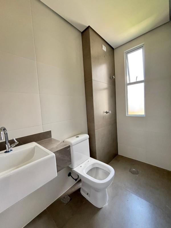 Apartamento, Sagrada Família, 2 Quartos, 2 Vagas, 1 Suíte