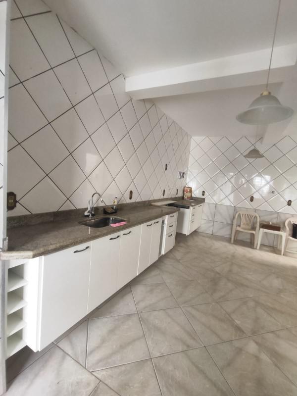 Casa, Caiçaras, 5 Quartos, 3 Vagas, 1 Suíte