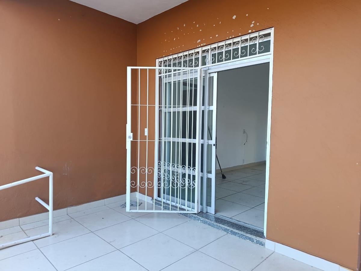 Casa Comercial, Monsenhor Messias, 3 Quartos, 1 Vaga, 1 Suíte