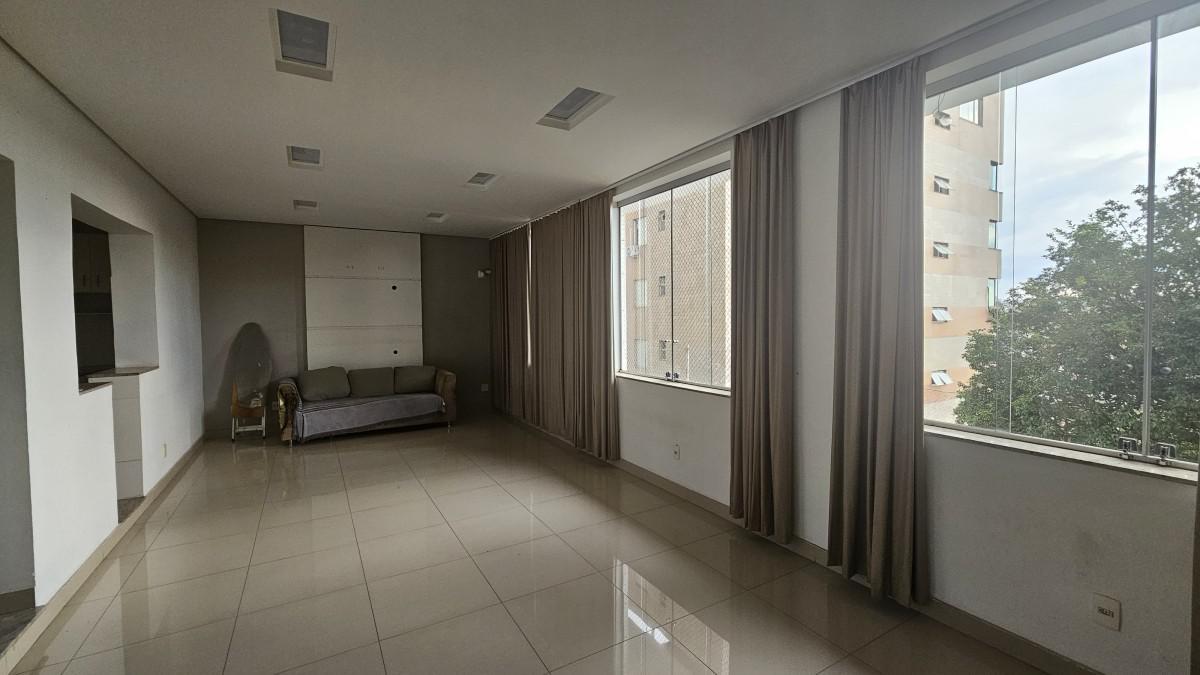 Casa, Nova Floresta, 5 Quartos, 4 Vagas, 2 Suítes