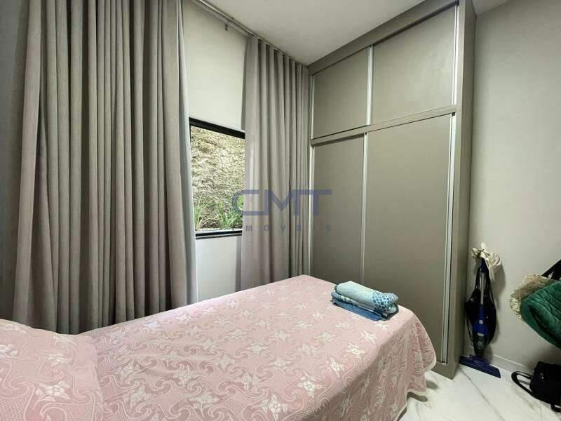 Casa, Santa Efigênia, 3 Quartos, 2 Vagas, 1 Suíte