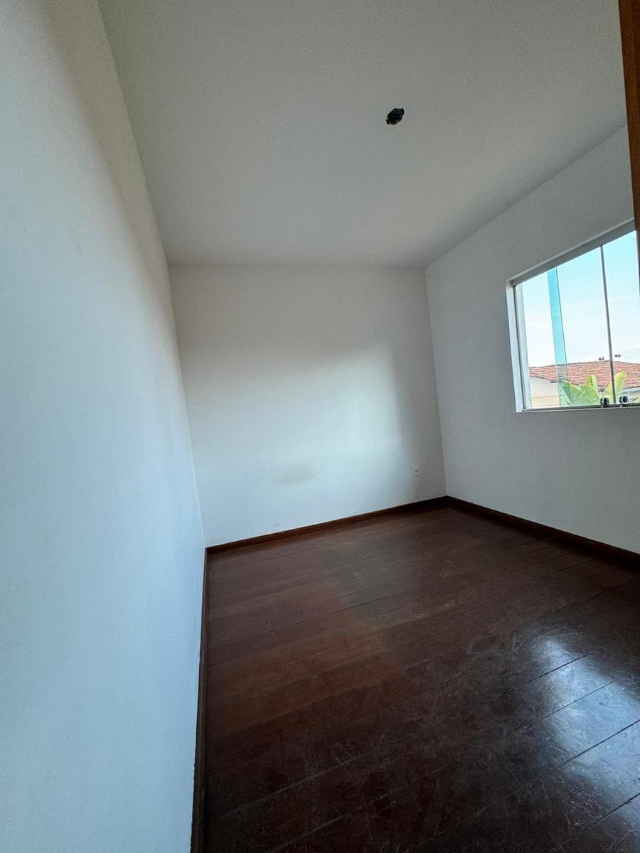 Casa, Santa Mônica, 4 Quartos, 6 Vagas, 2 Suítes