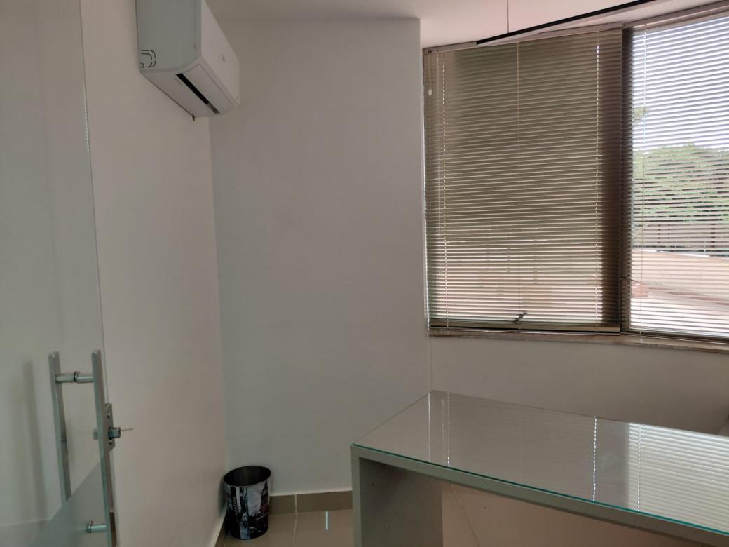 Sala, Funcionários, 1 Vaga