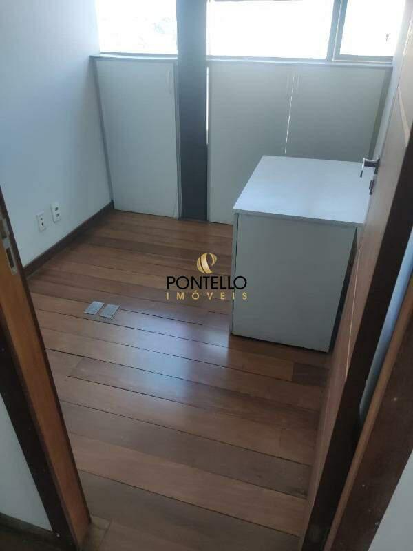 Sala, Centro, 0 Quarto, 0 Vaga, 1 Suíte