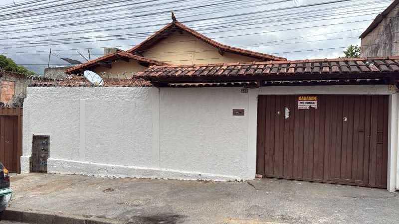 Casa, Jardim Laguna, 3 Quartos, 4 Vagas, 1 Suíte