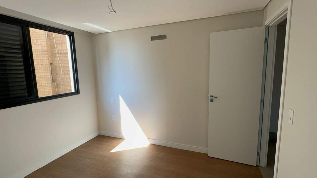 Cobertura, Buritis, 2 Quartos, 2 Vagas, 2 Suítes