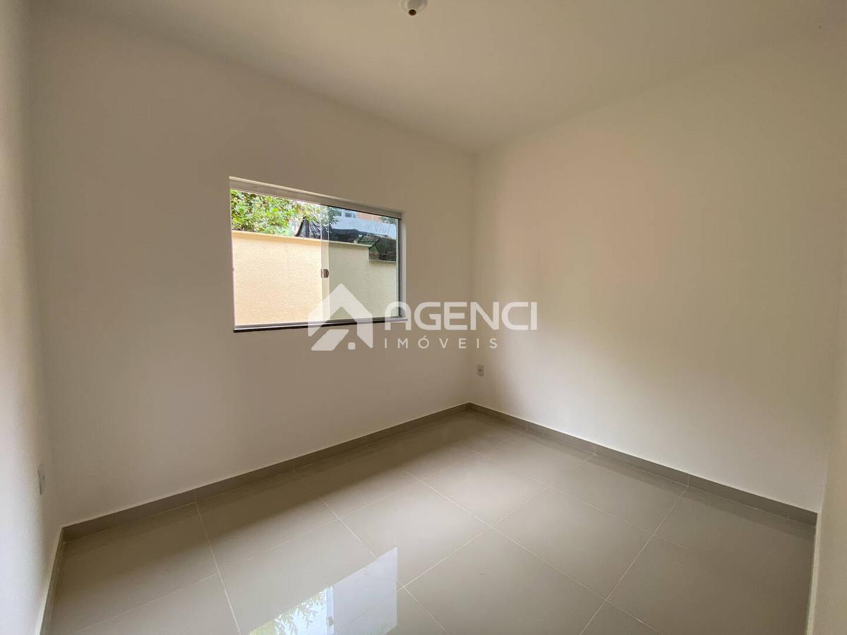 Casa, Cabral, 3 Quartos, 0 Vaga, 1 Suíte