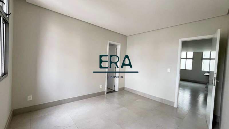 Apartamento, Centro, 2 Quartos, 0 Vaga, 1 Suíte