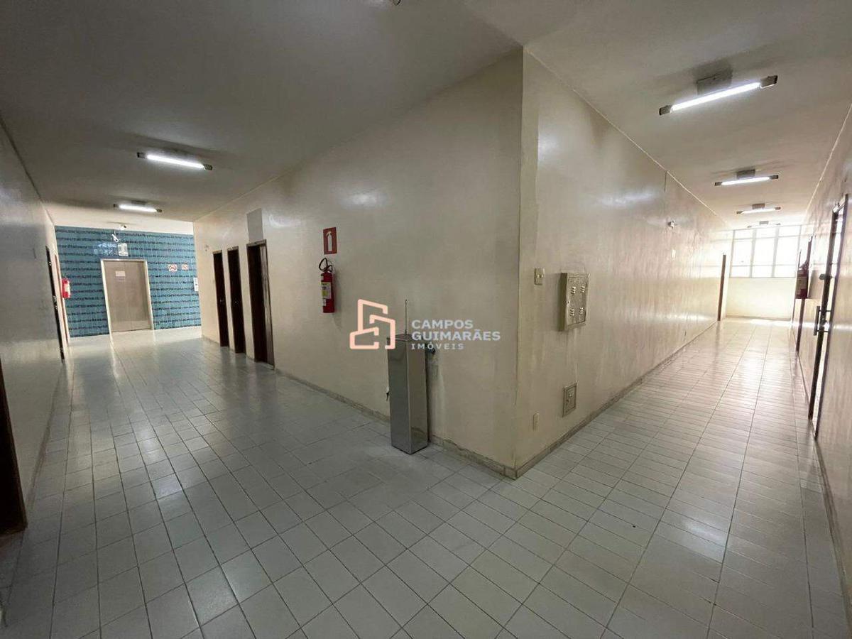 Sala, Centro